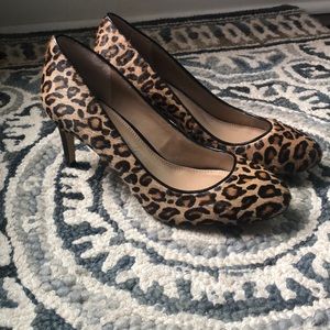 Shoes - Like New - Banana Republic